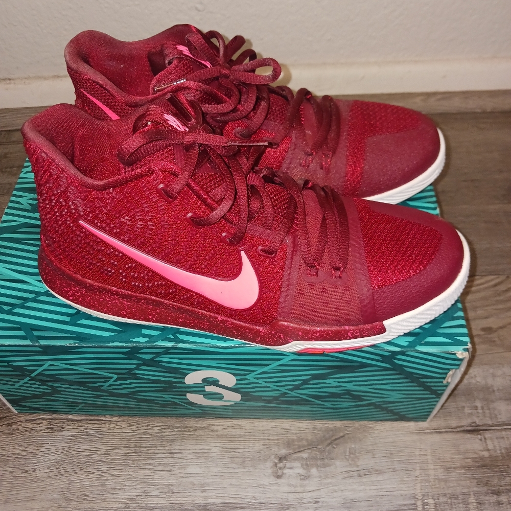 Nike Kyrie 3